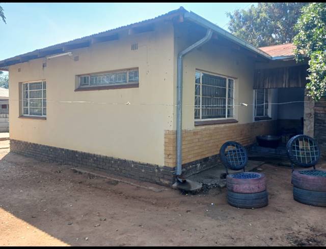 3 BEDROOM HOUSE FOR SALE IN ANNADALE